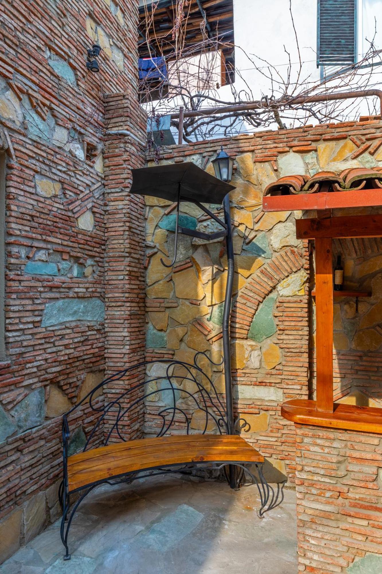Apartments With Wine Cellar In Old Tbilisi Exteriér fotografie